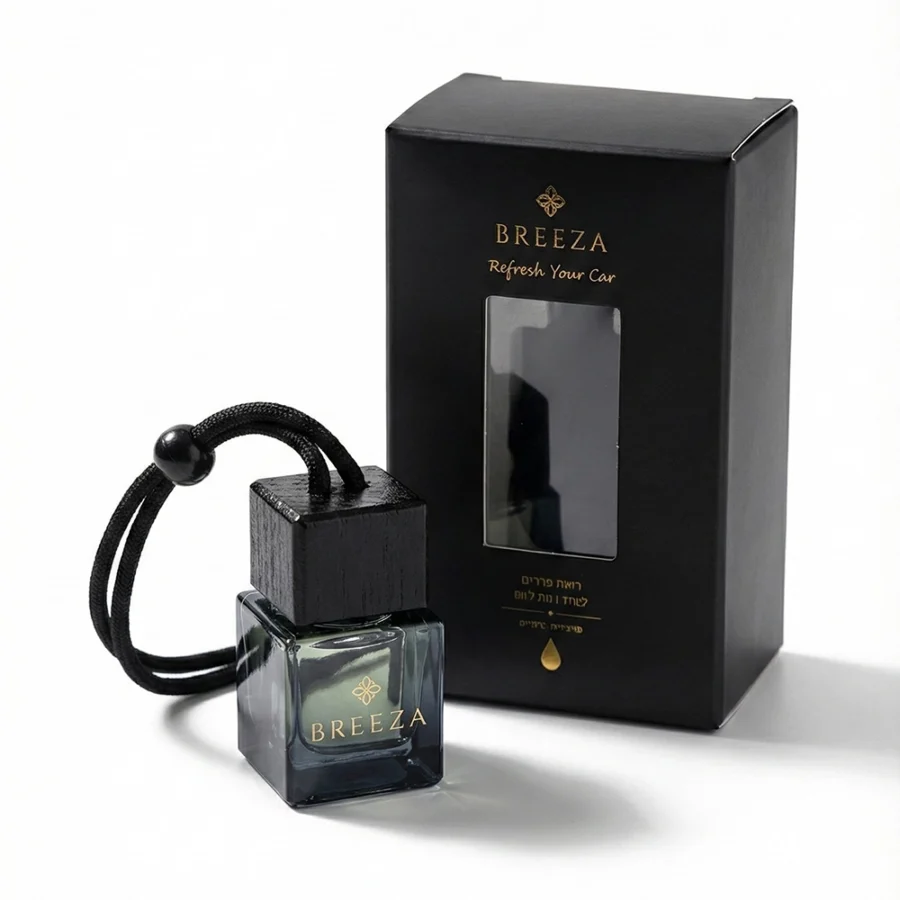 רכב עם קופסא רקע לבן (1) רכב עם קופסא רקע לבן (1)